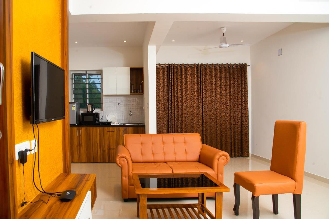 Beach Heaven Deluxe Rooms & Serviced Apartments Suratakal Extérieur photo