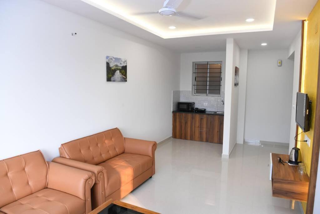 Beach Heaven Deluxe Rooms & Serviced Apartments Suratakal Extérieur photo